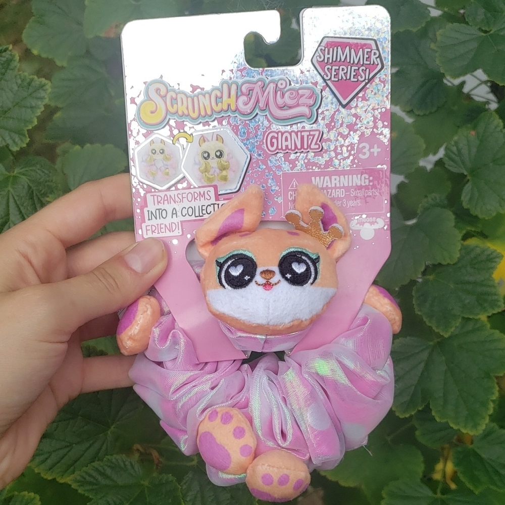 Scrunchmiez Giantz Shimmer Series Scrunchie